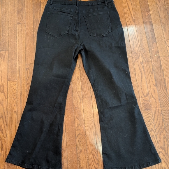 Black Flared Jeans - Picture 1 of 4